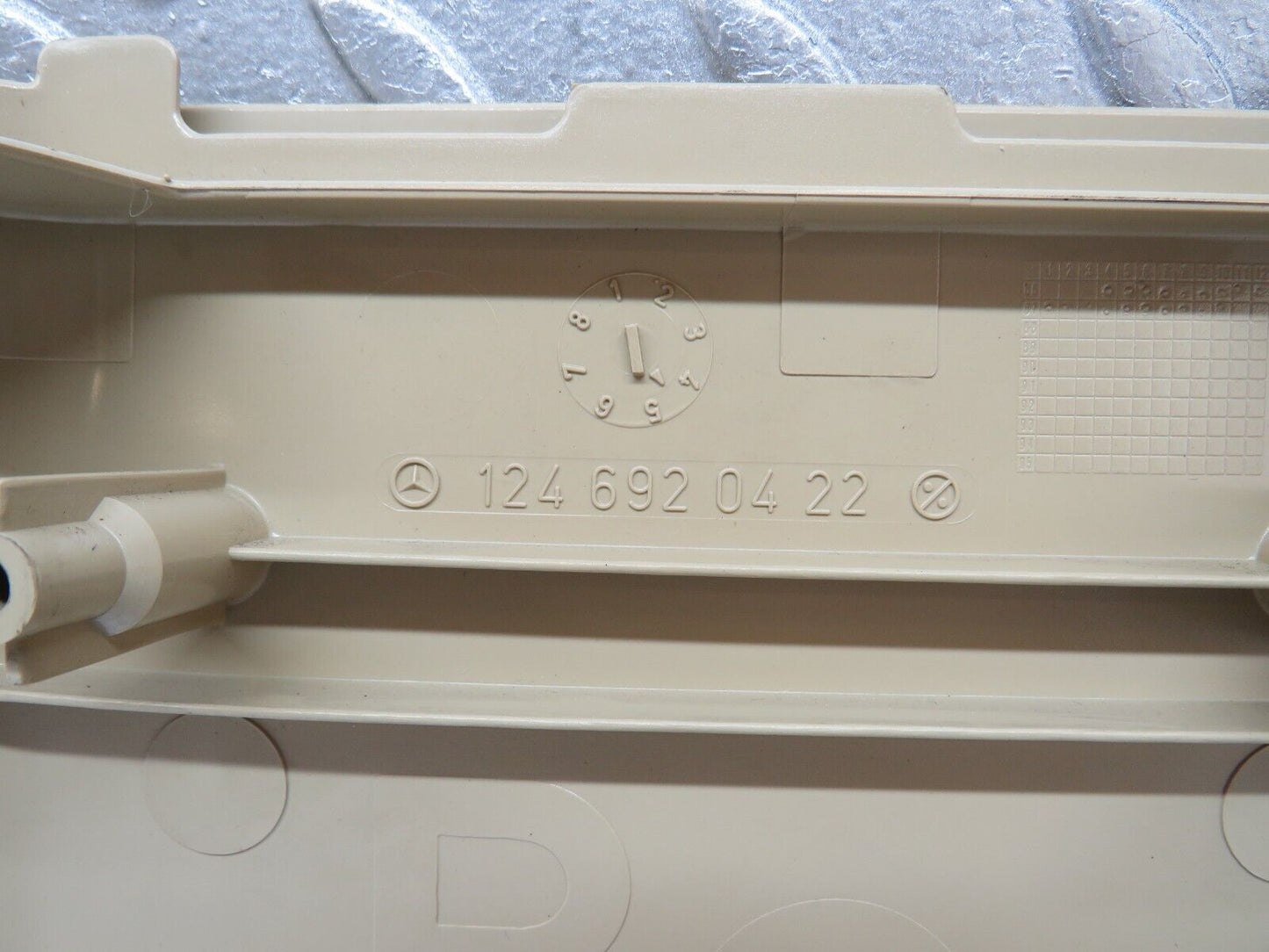 34012 Mercedes-Benz W124 260E B Pillar Bottom Cover Right Beige 1246920422
