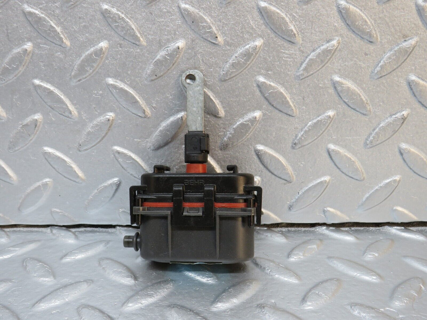 39738 Mercedes-Benz R129 320SL Coupe Heater Vacuum Actuator