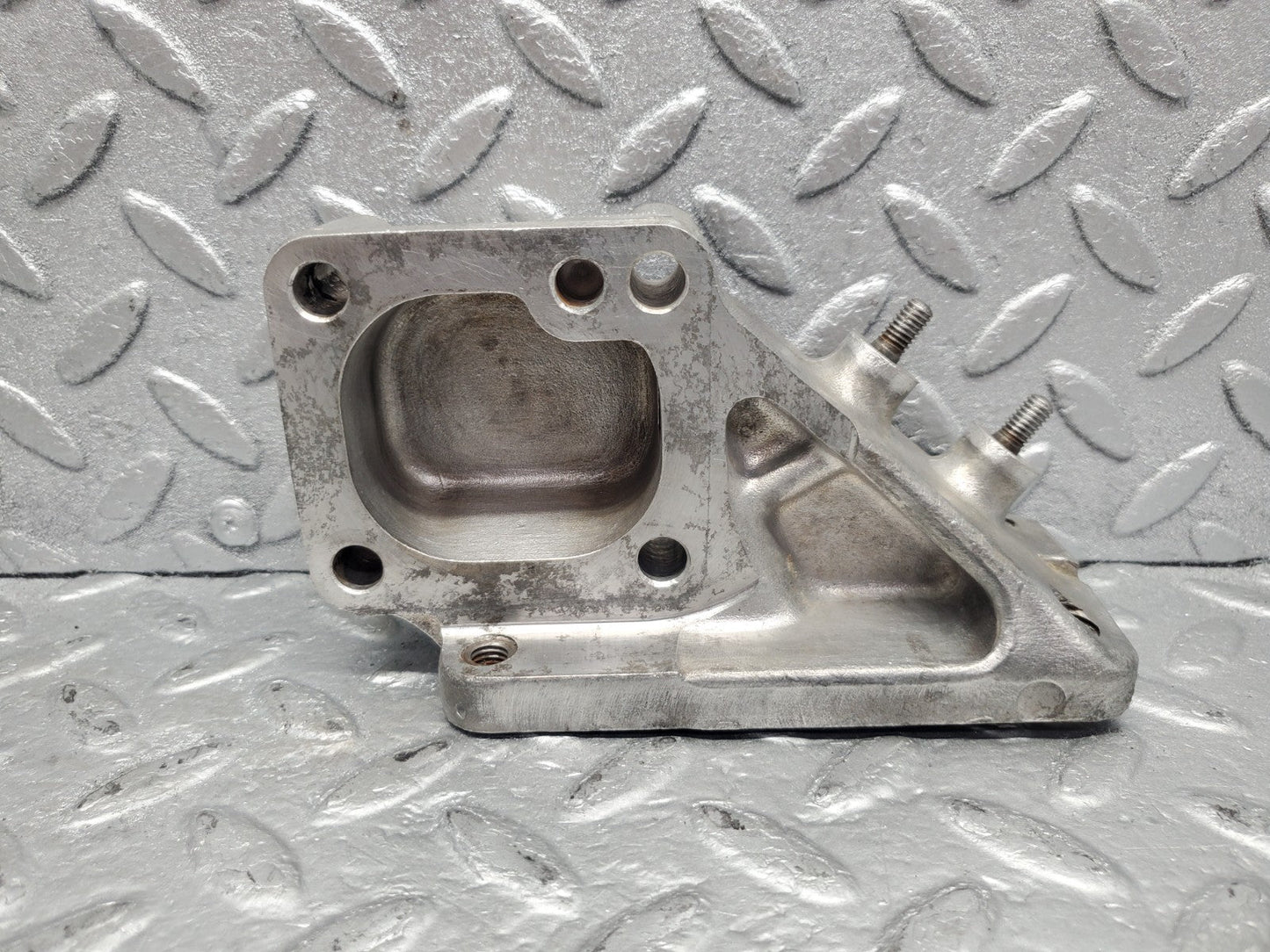 W112 air compressor support bracket used OEM