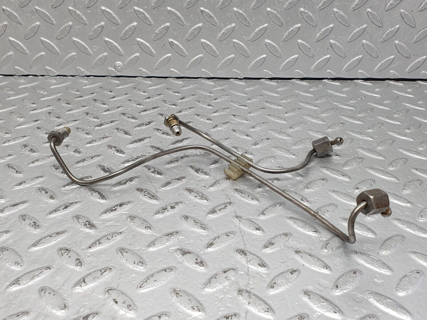 41248 Mercedes-Benz W126 300SE Fuel Line Hose Set