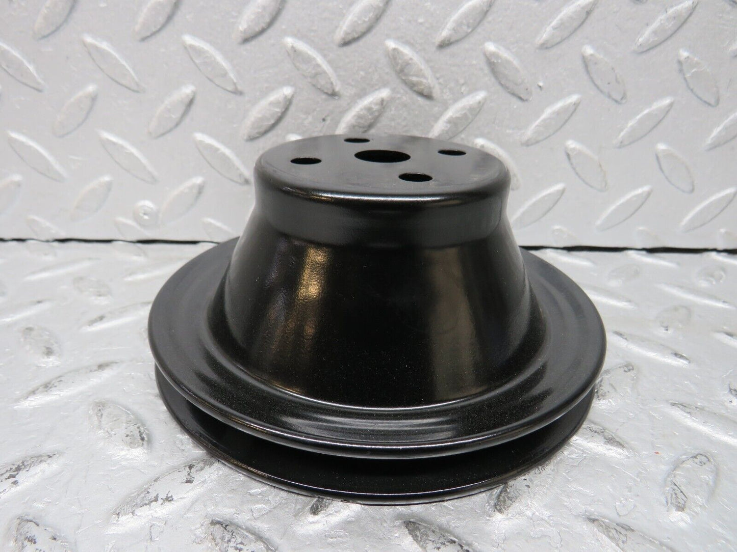 37693 Mercedes-Benz W108 280S Water Pump Pulley