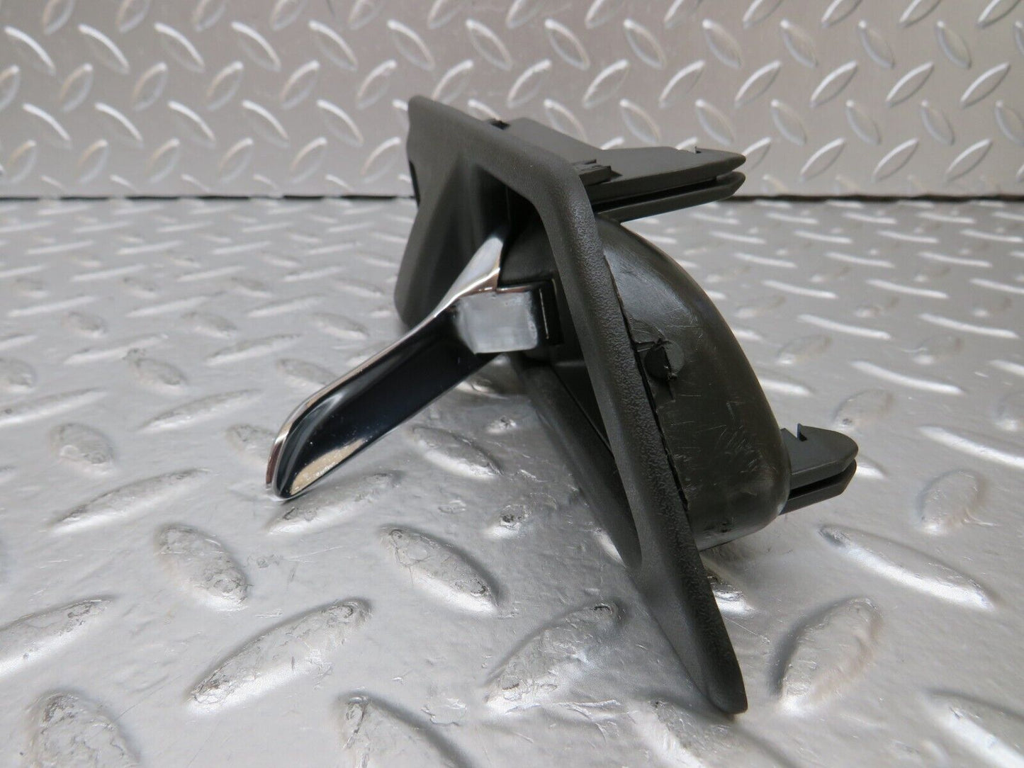 25911 Mercedes-Benz W124 280E Interior Door Handle Rear Left 1247600161