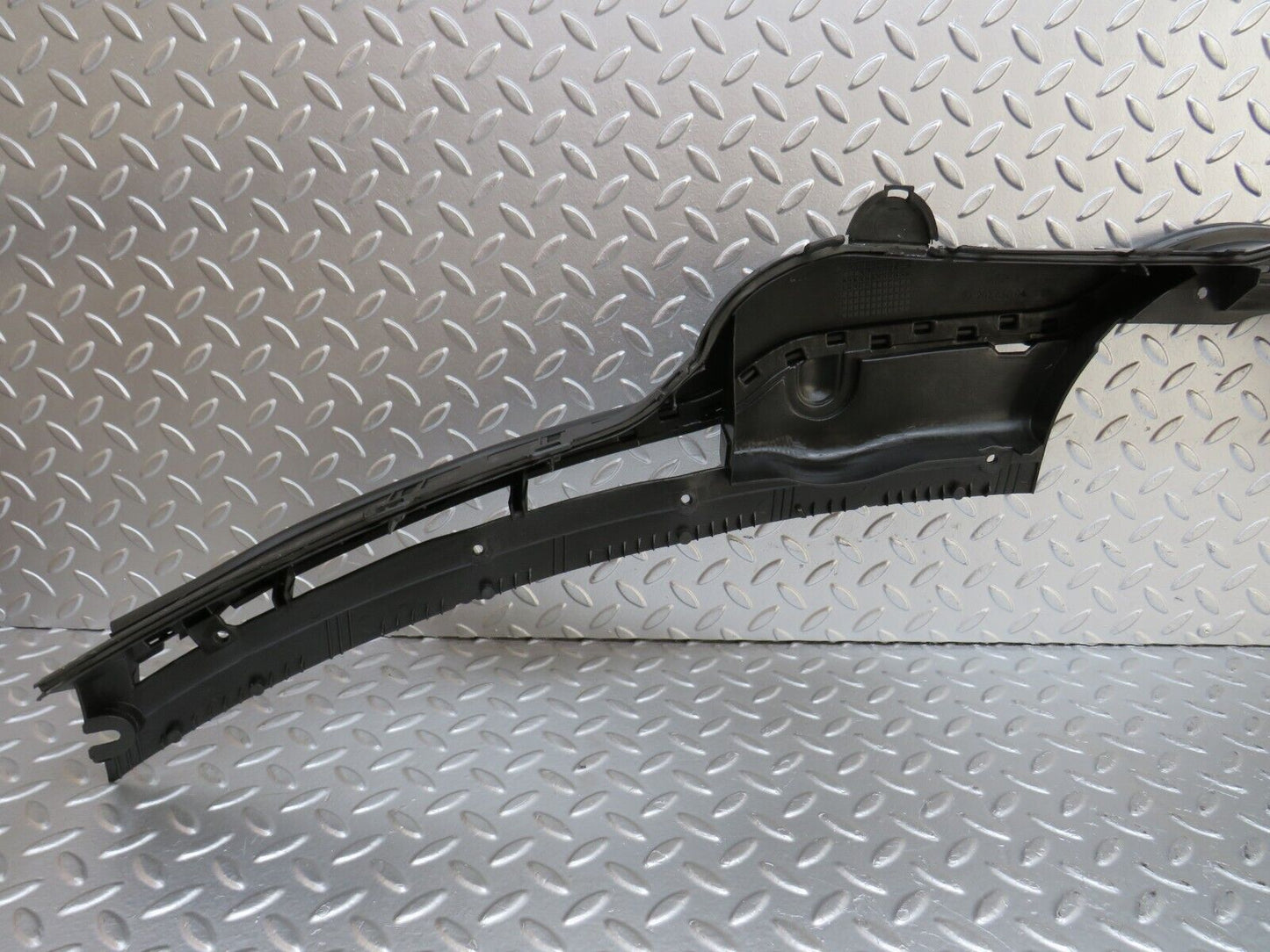 33513 Mercedes-Benz W202 C180 Water Drain 2028300413 2028300613