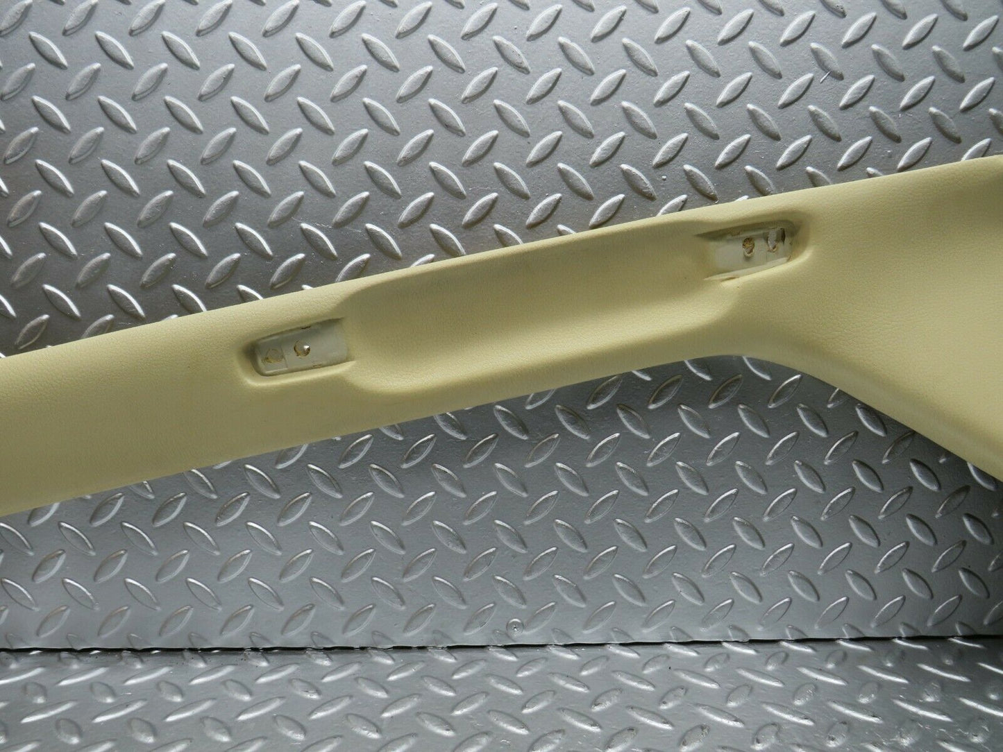 22659 Mercedes-Benz C107 450SLC Coupe C Pillar Cover Right Side Cream