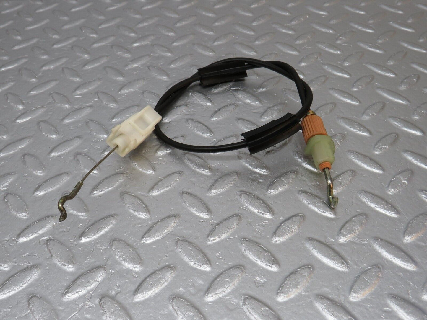 39753 Mercedes-Benz R129 320SL Coupe Door Lock Cable