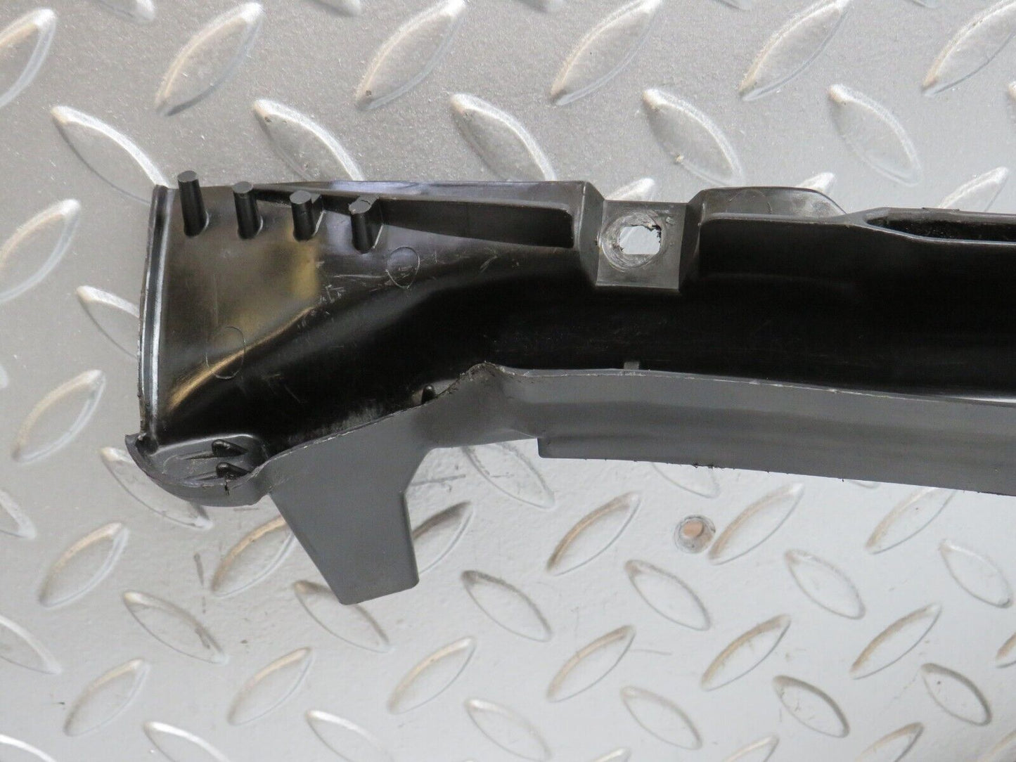 37886 Mercedes-Benz A124 320E Cabriolet Water Drain 1246204278 1246283707 1246283407