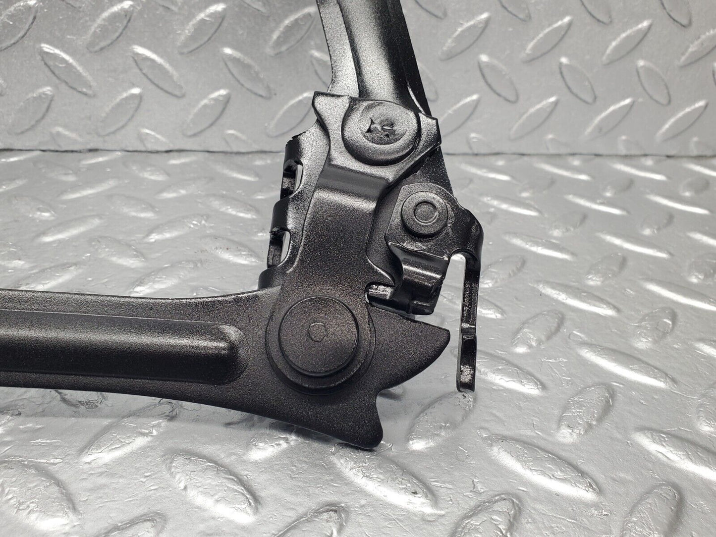 46642 Mercedes-Benz C123 280CE Coupe Bonnet Hinge Right Side