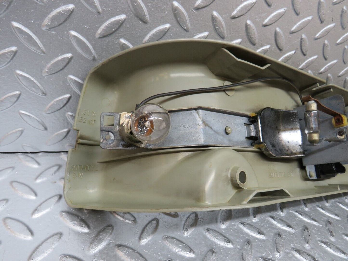 32688 Mercedes-Benz C107 350SLC Coupe Tail Light Bulb Holder Left Side