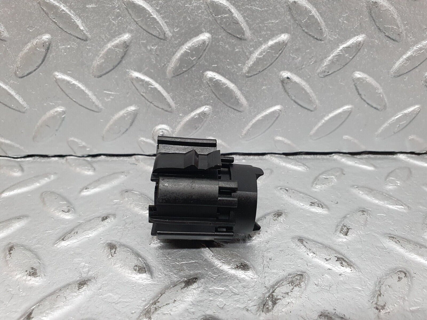 41101 Mercedes-Benz W126 300SE Coupe Kick Down Switch 0025452214