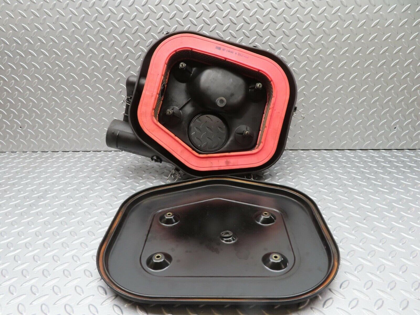 11881 Mercedes-Benz R129 300SL  Coupe Air Filter Housing 0160946602