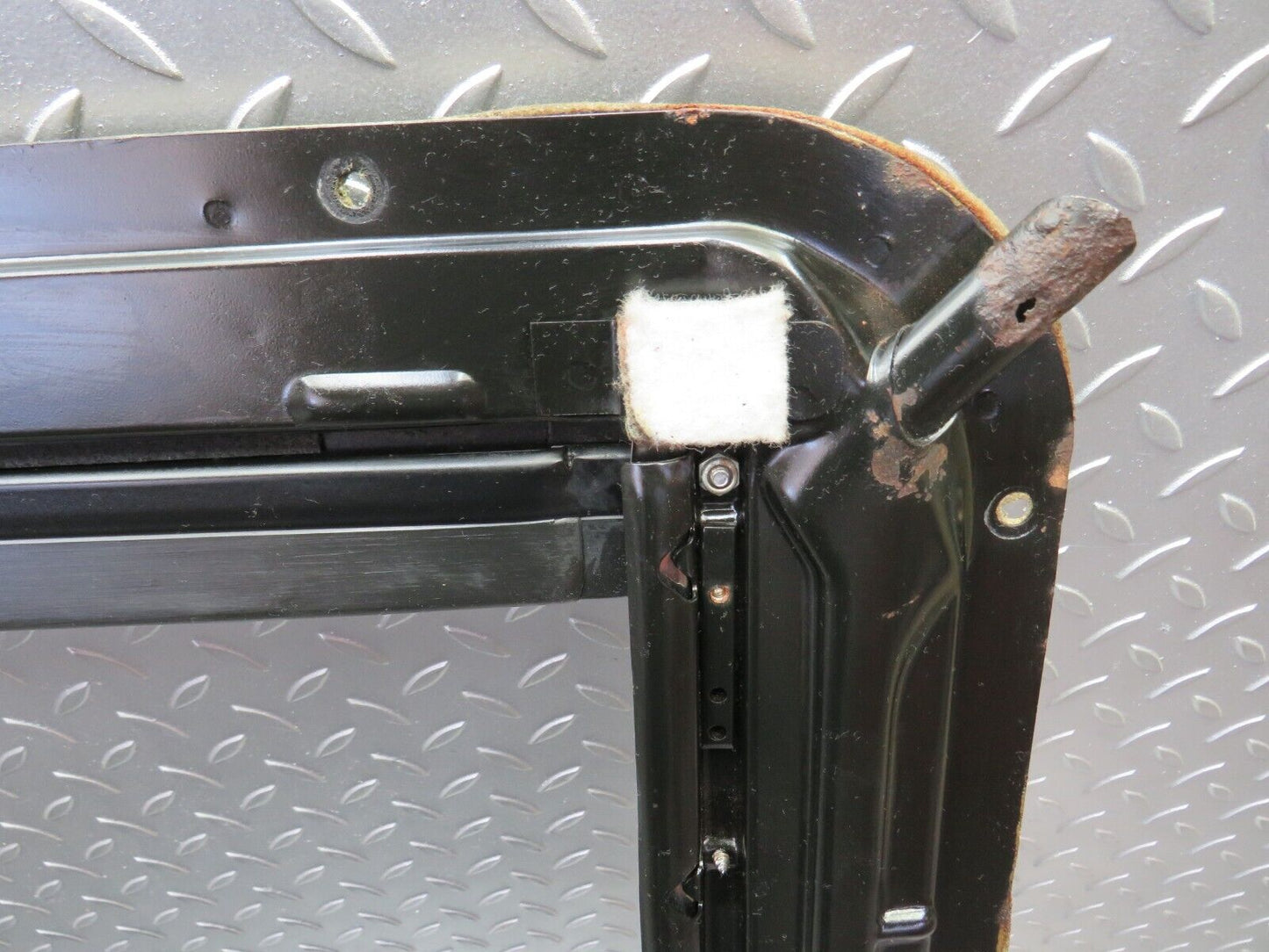 30831 Mercedes-Benz W201 190E Power Sunroof Frame