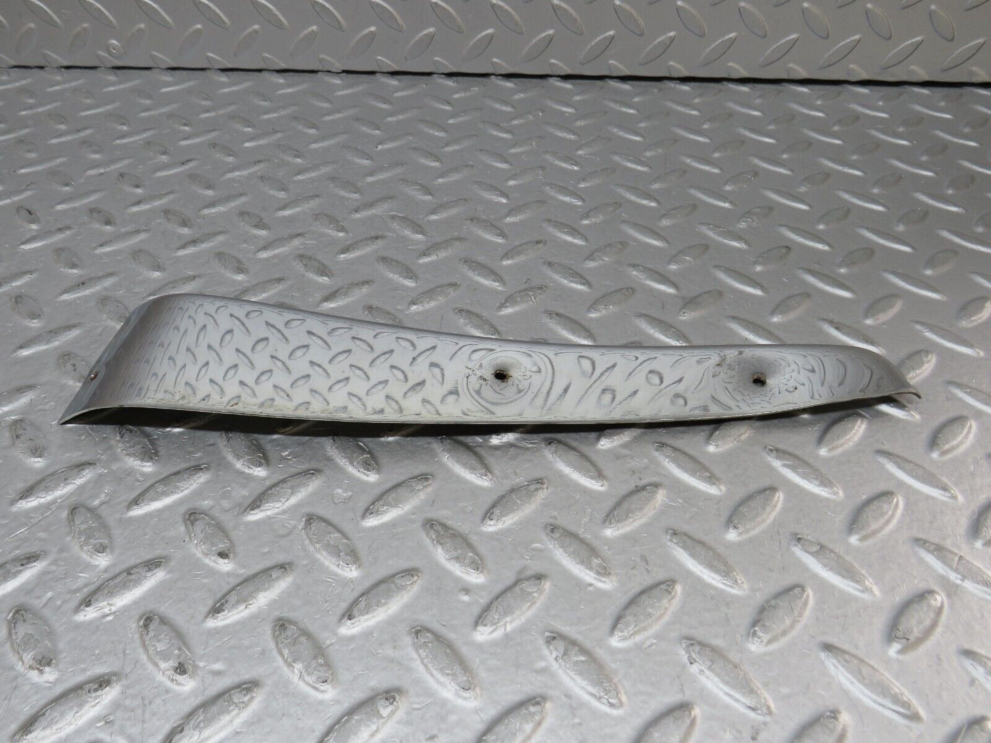 35663 Mercedes-Benz R107 280SL Left Door Chrome Cover