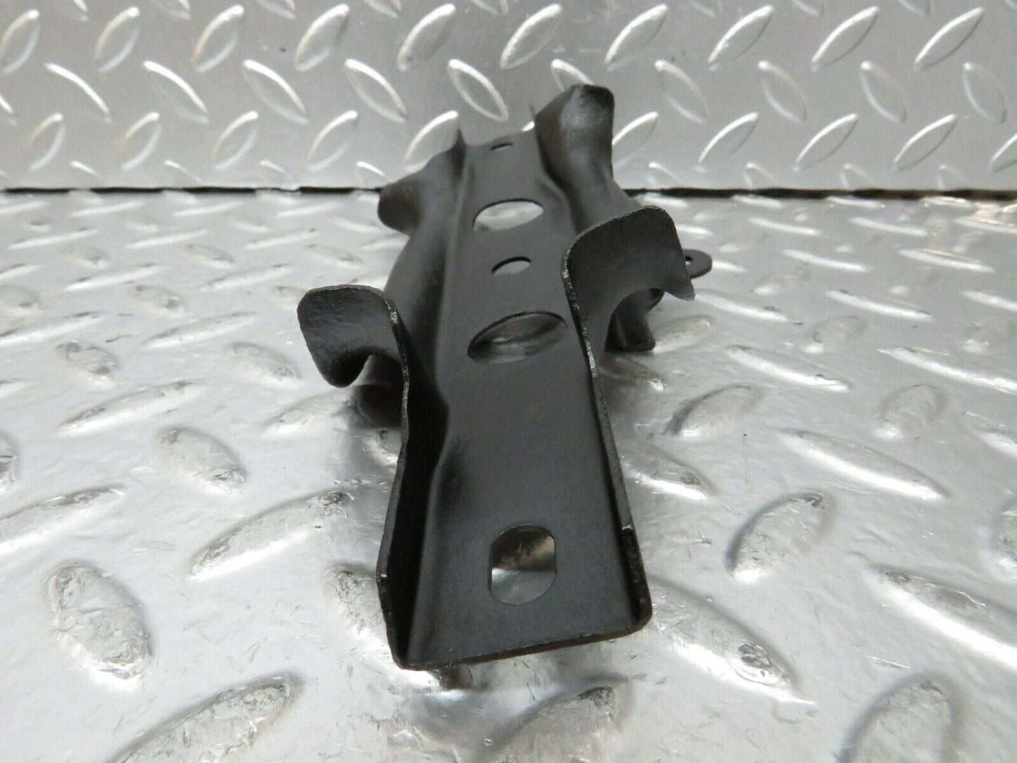 23827 Mercedes-Benz C107 450SLC Coupe Cardan Shaft Drive Shaft Bracket