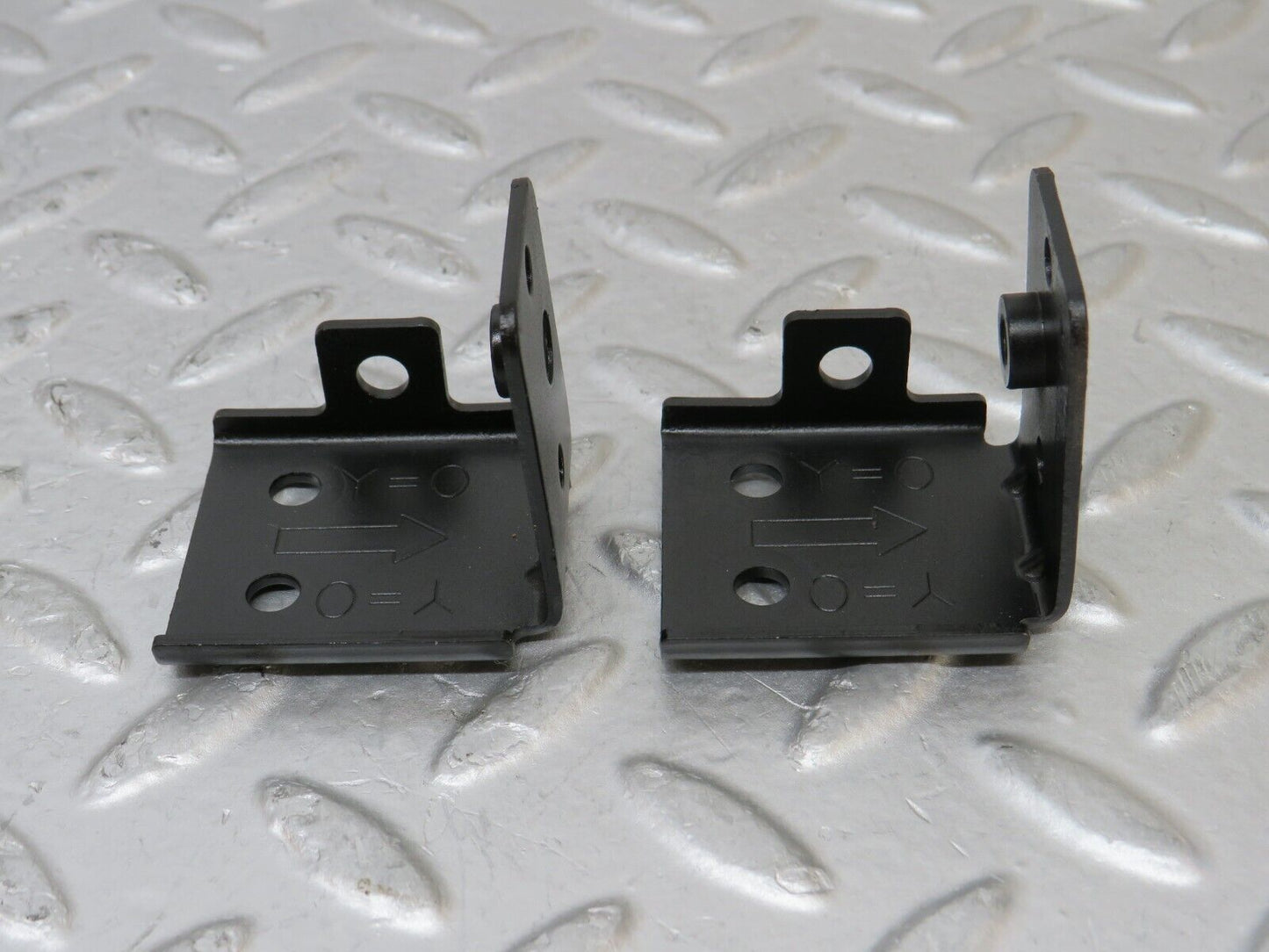 35170 Mercedes-Benz W221 Engine Bay Crash Sensor Bracket 2x 2215458040