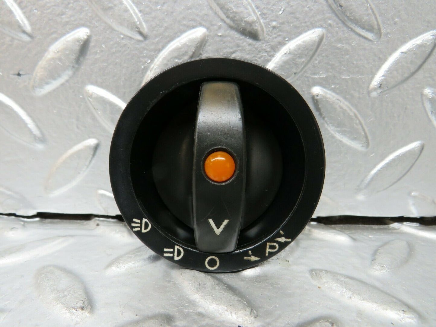 23327 Mercedes-Benz W116 350SE Headlight Switch Black Collar And Knob