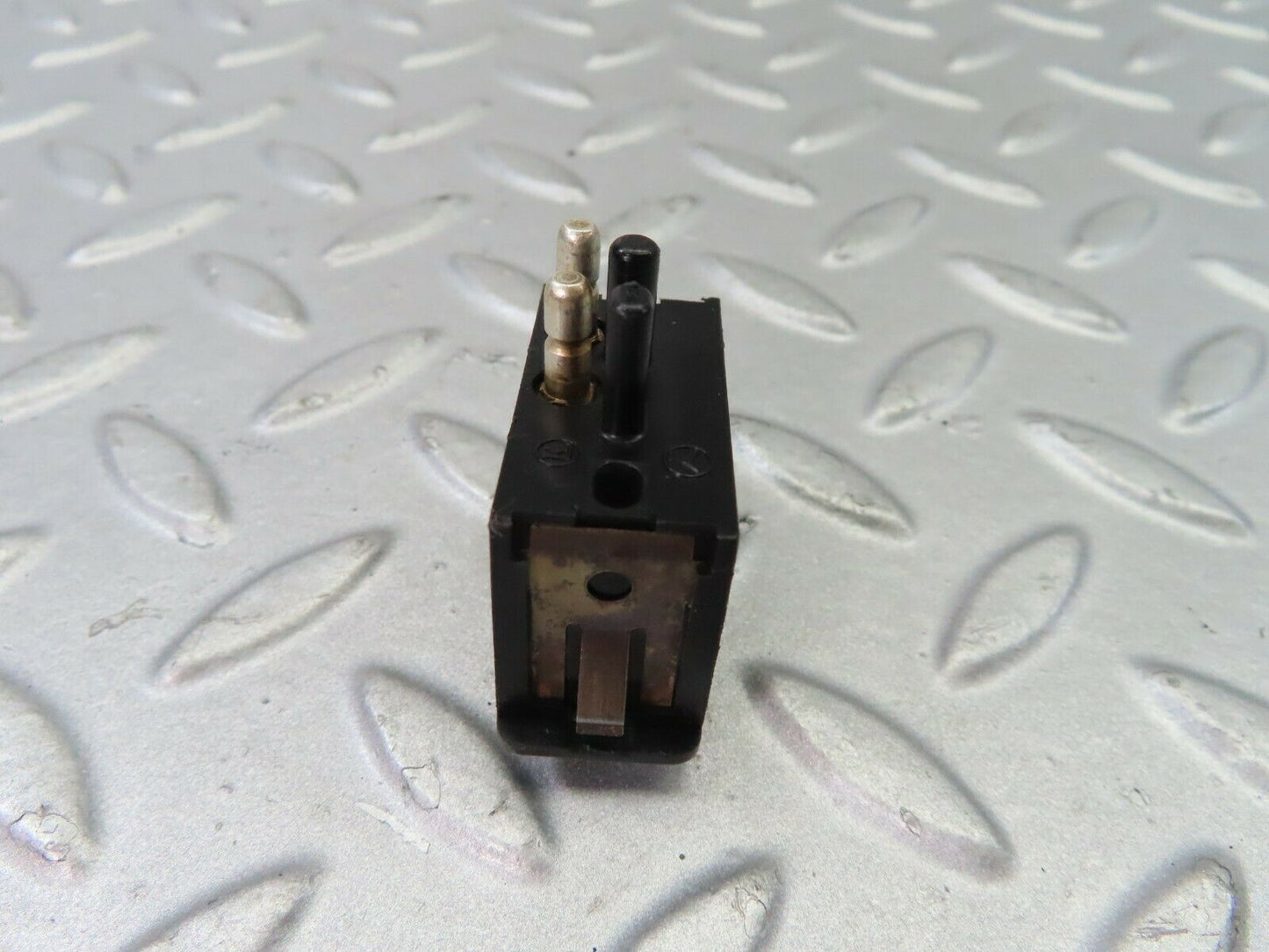 7472 Mercedes-Benz W116 450SE Switch