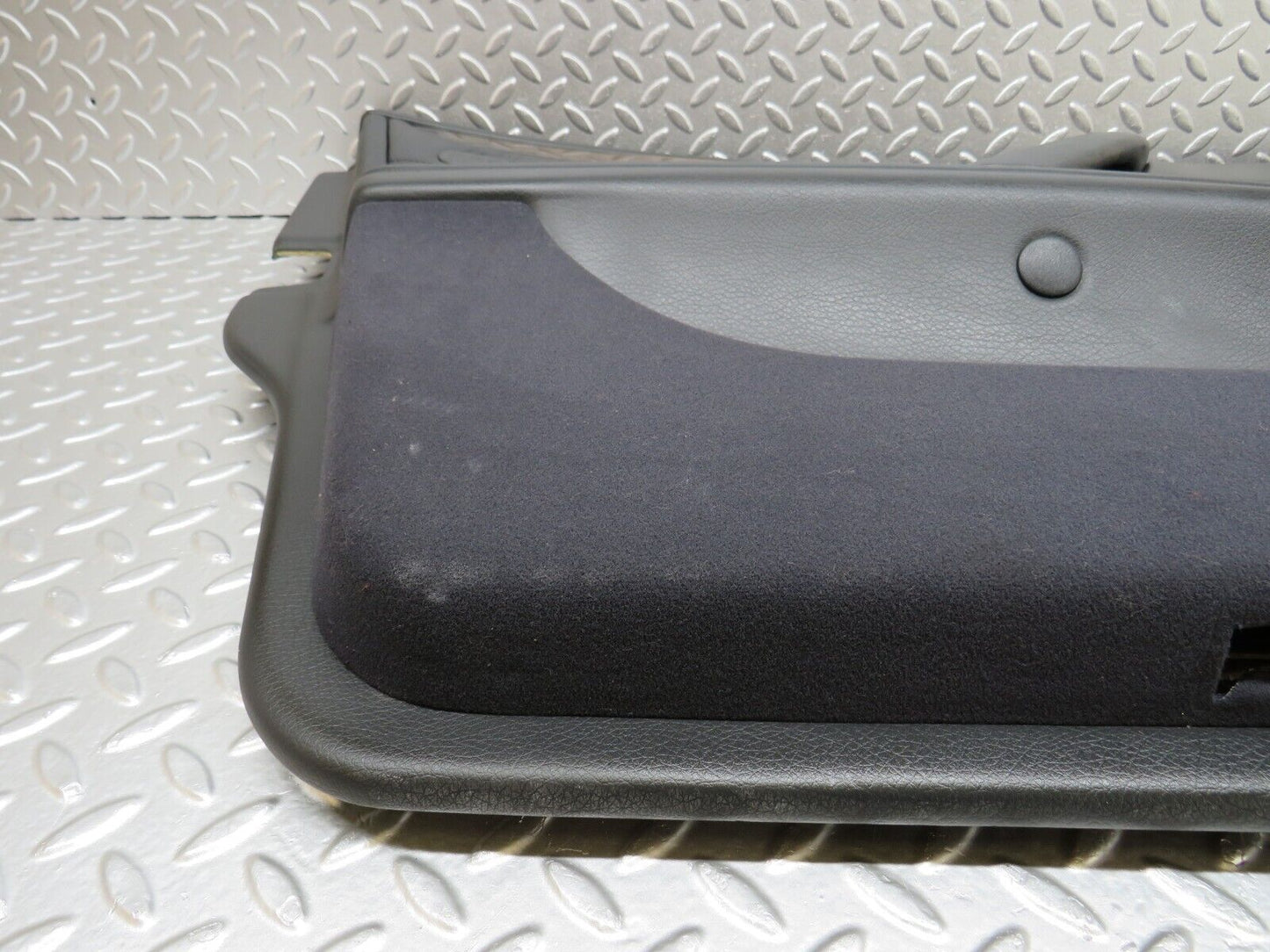 34731 Mercedes-Benz W210 320E Front Left Door Card 2107201551