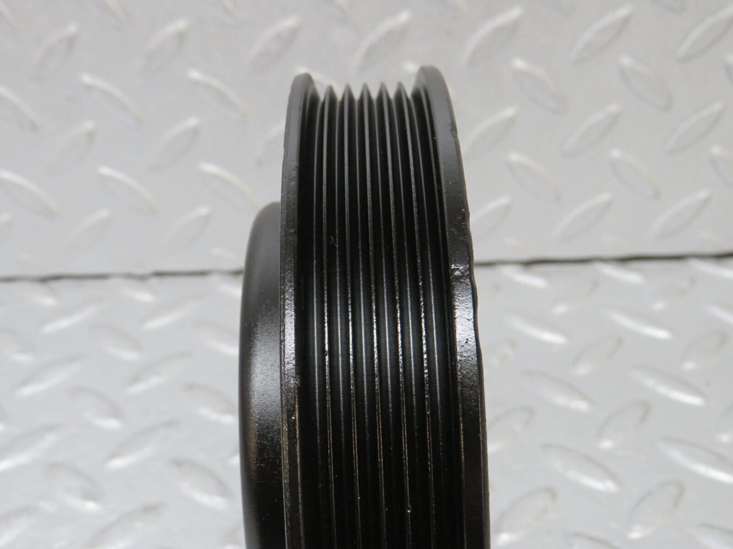 38923 Mercedes-Benz W201 190E Crankshaft Pulley 6030320204