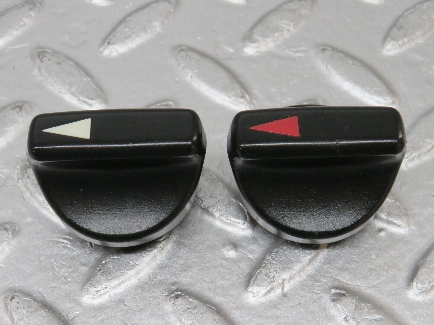 33736 Mercedes-Benz W201 190E 2.0L Heater Control Knob