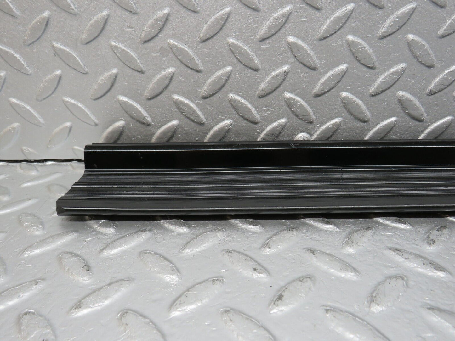 40634 Mercedes-Benz W123 300D Rear Left Door Sill Trim Black