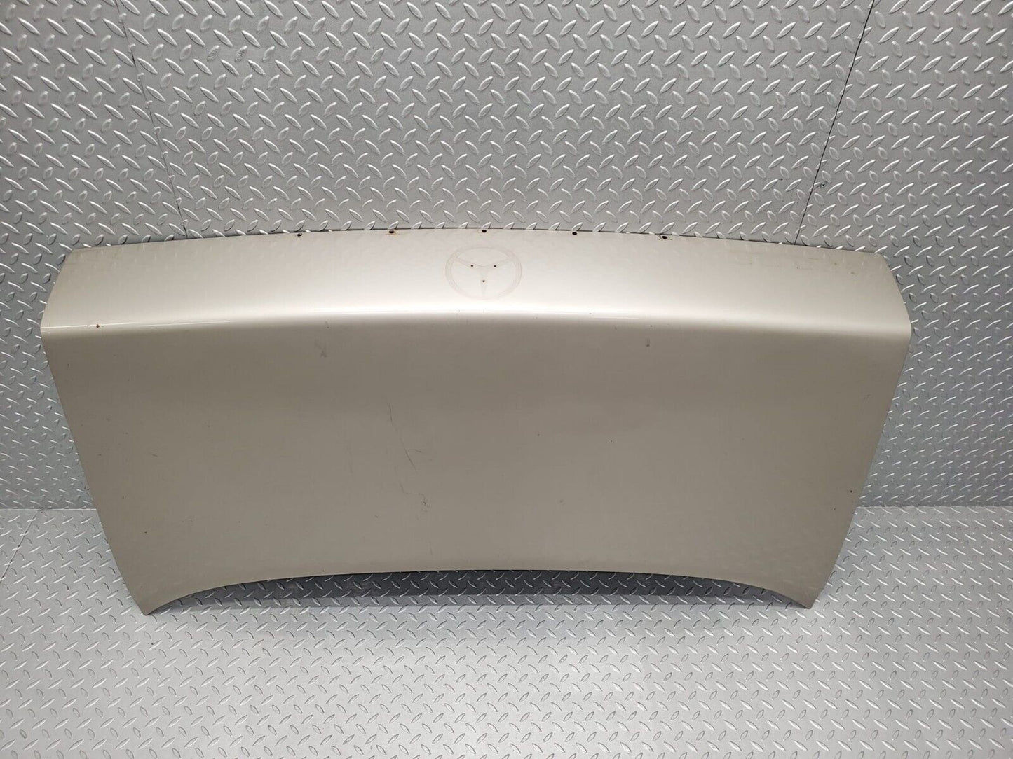 46100 Mercedes-Benz W126 420SE Boot Lid Trunk Door