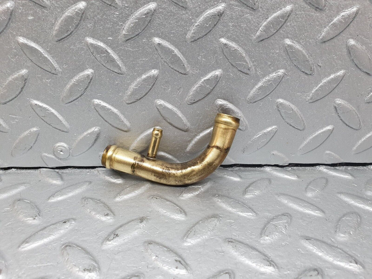 41038 Mercedes-Benz W126 300SE Fuel Pipe