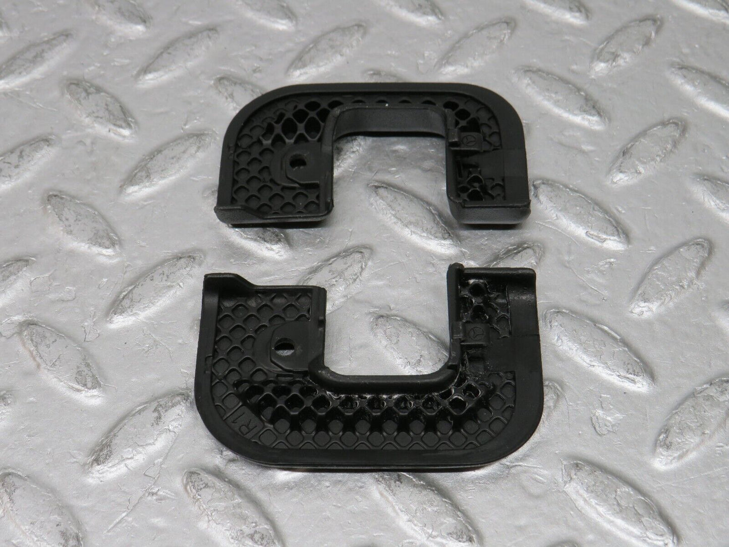 37748 Mercedes-Benz A124 320E Cabriolet Interior Door Latch Trim Pair