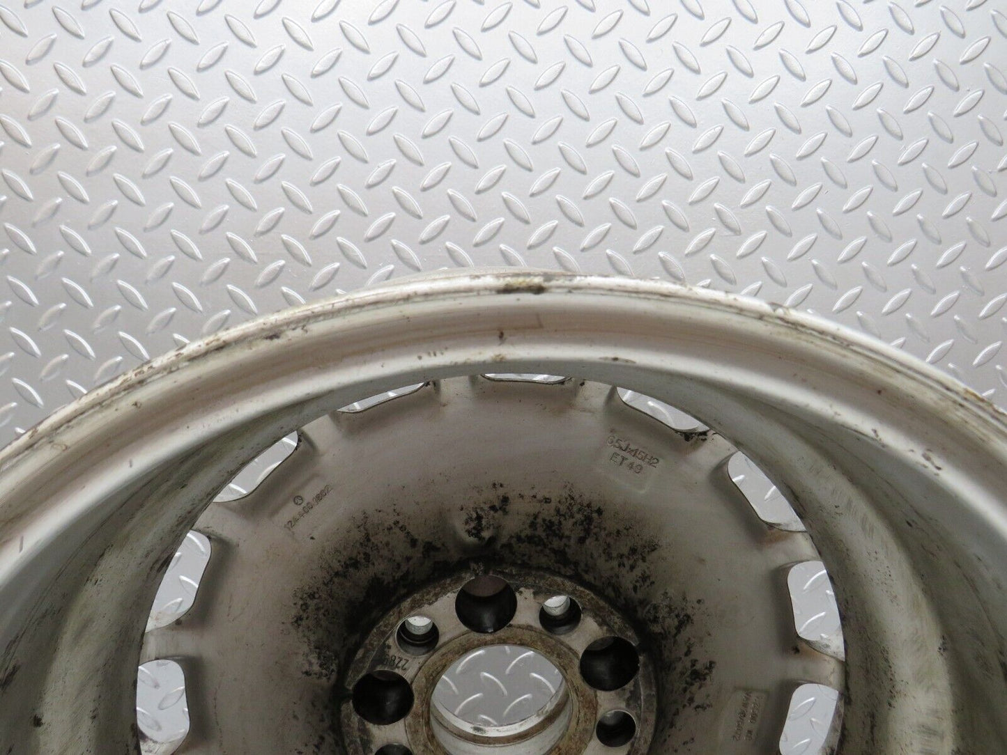 29611 Mercedes-Benz W124 230E Alloy Wheel 6.5Jx15H2 ET49 1244001802