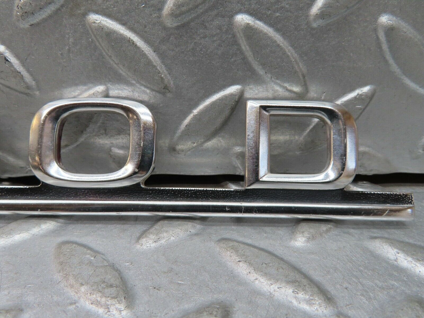 19113 Mercedes-Benz W123 300D Trunk  Badge Emblem 1238170915
