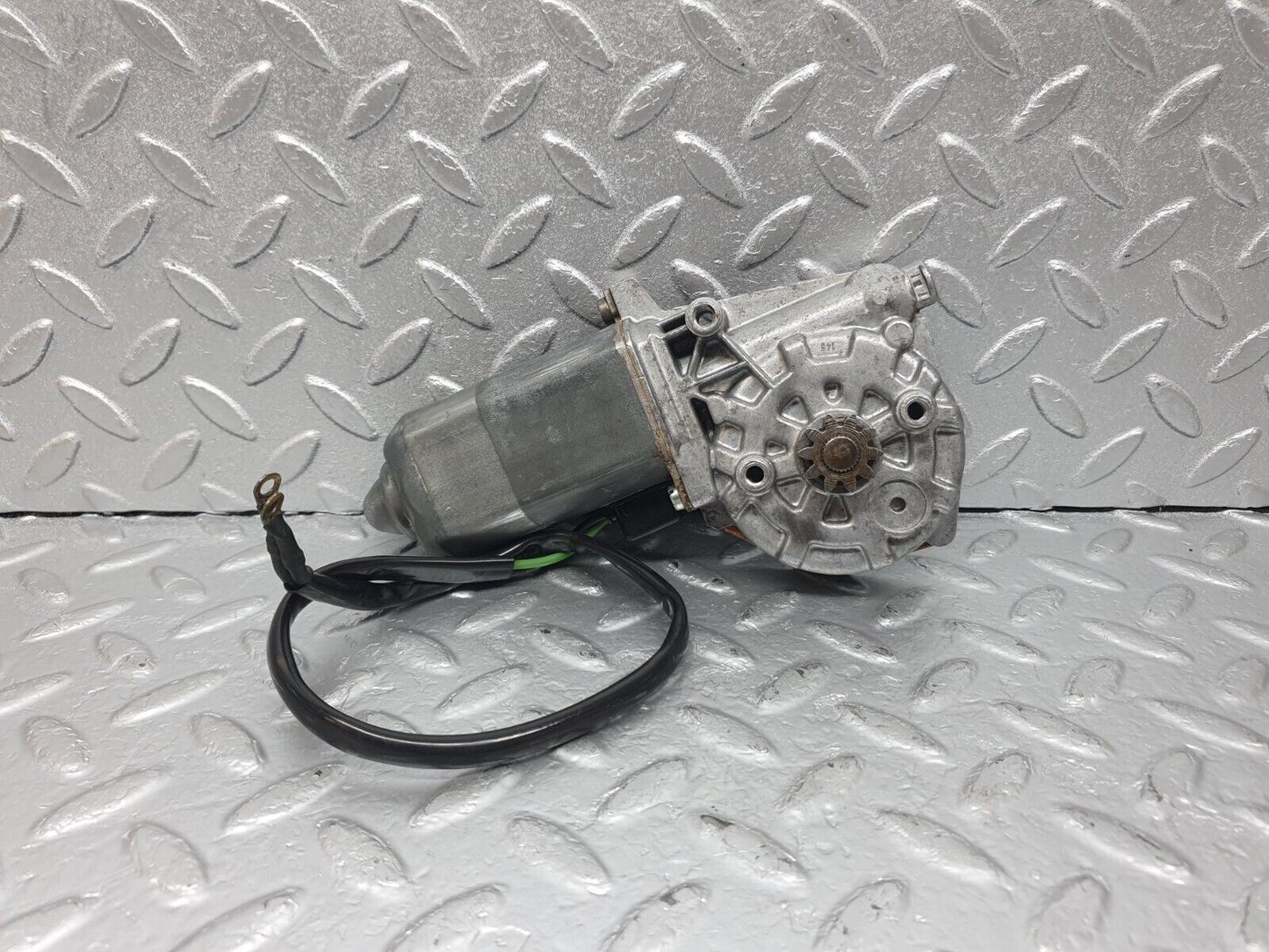 43651 Mercedes-Benz C126 380SEC Coupe Left Door Power Window Regulator Motor Bosch
