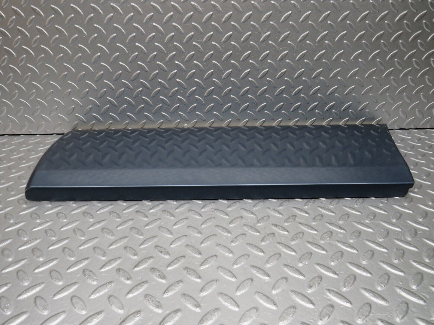 29999 Mercedes-Benz W124 Rear Left Door Lower Moulding 1246901740