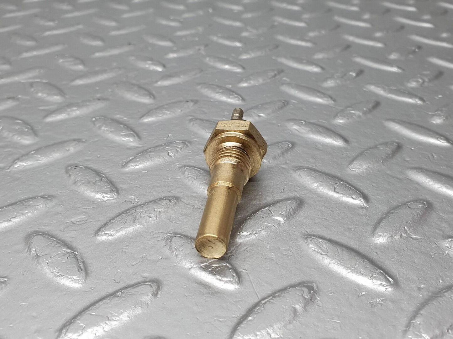41336 Mercedes-Benz C107 R107 Coupe Coolant Temperature Sensor VDO