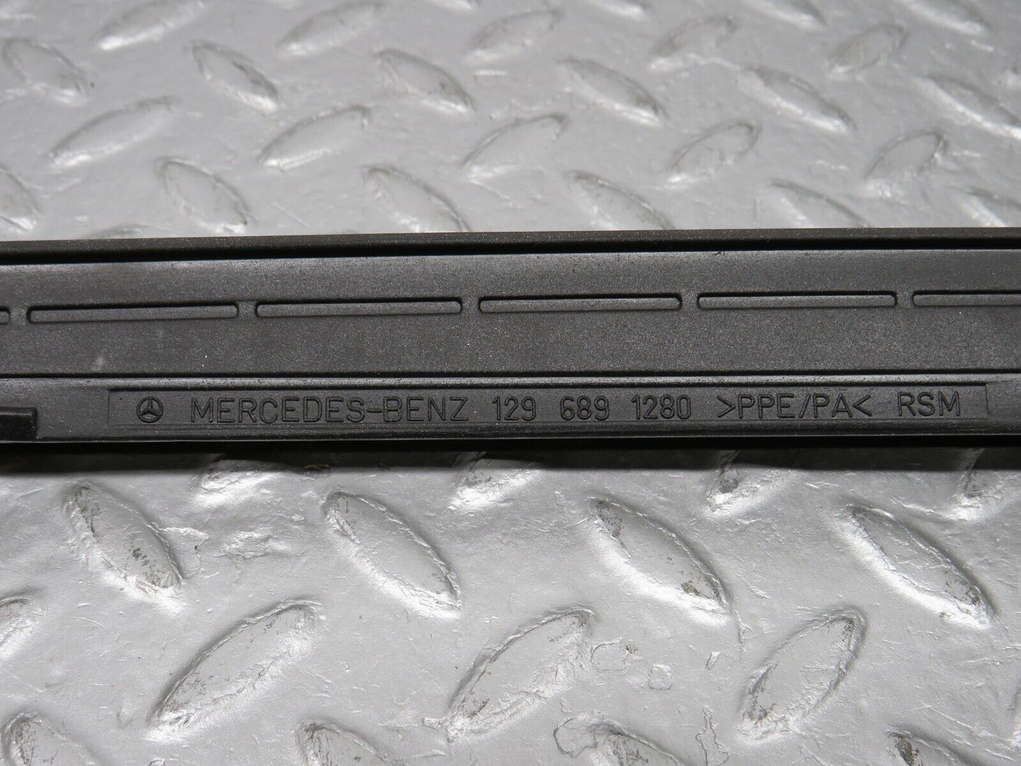 38519 Mercedes-Benz R129 280SL Coupe Dashboard Air Vent Trim Right 1296891280
