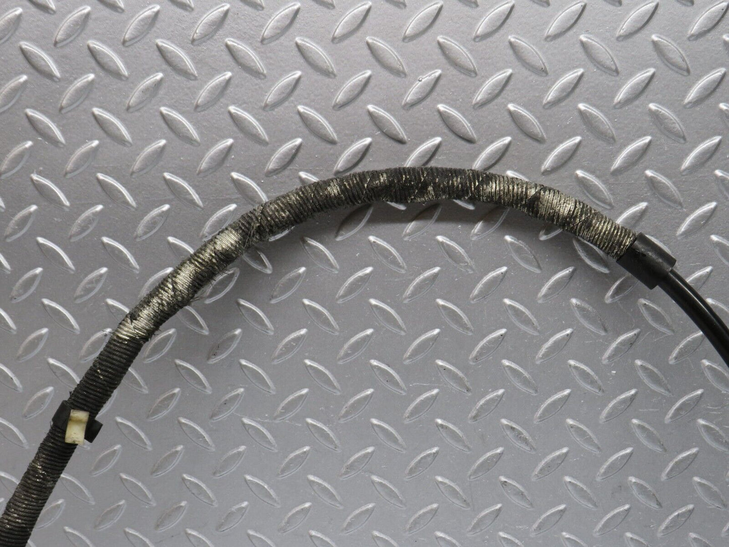 39218 Mercedes-Benz R107 500SL Coupe Brake Servo Vacuum Pipe
