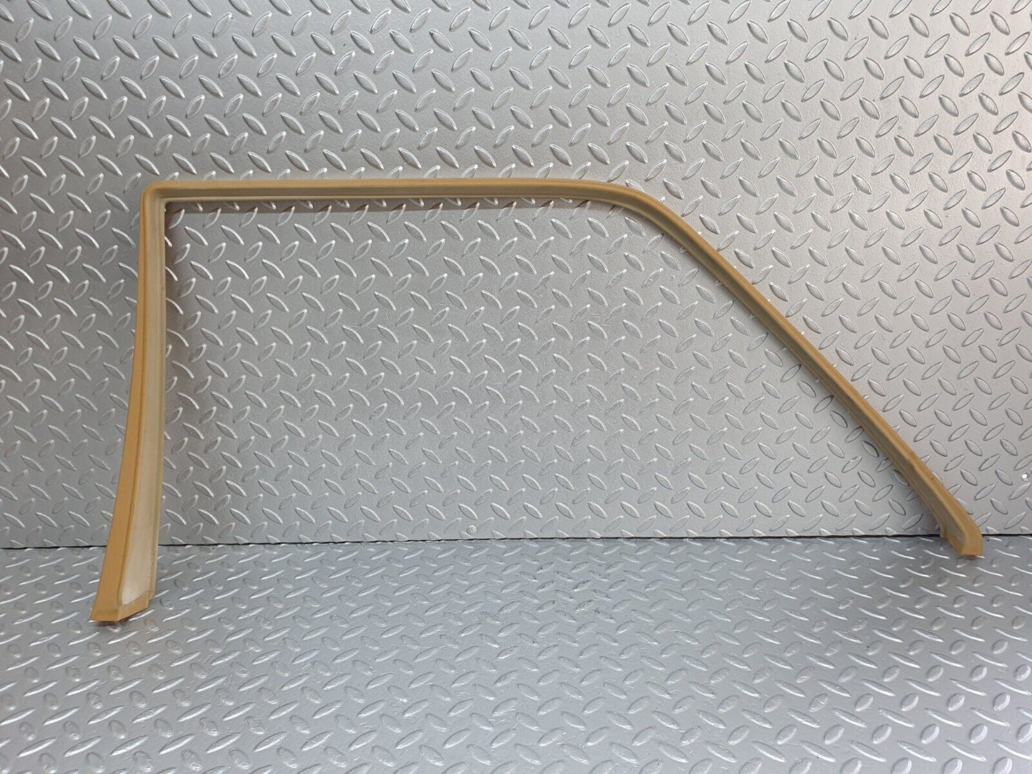 41570 Mercedes-Benz W124 200E Rear Right Door Window Frame Trim Palomino 1247350271