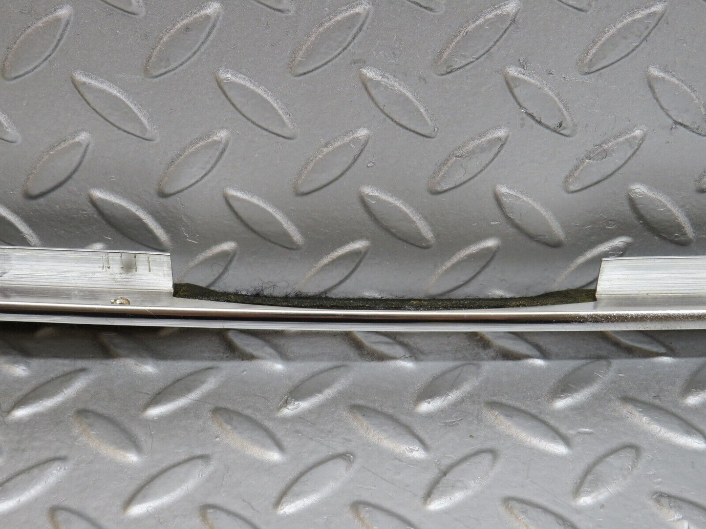 37468 Mercedes-Benz W109 300SEL Dashboard Chrome Trim