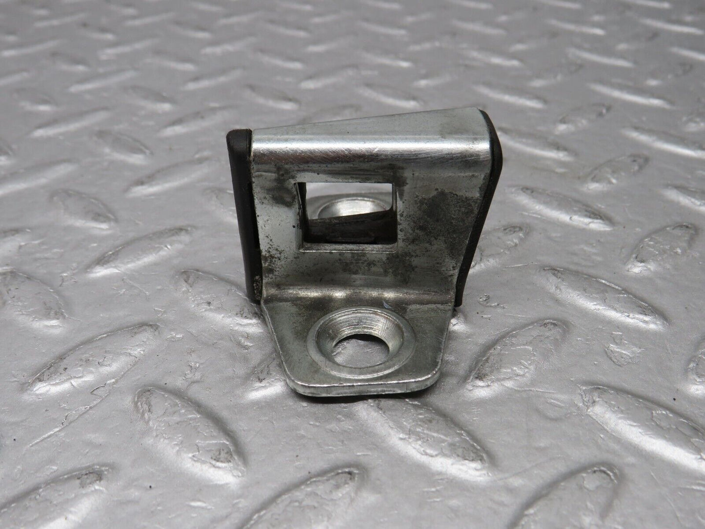 36614 Mercedes-Benz W201 190E 2.0L Door Lock Latch