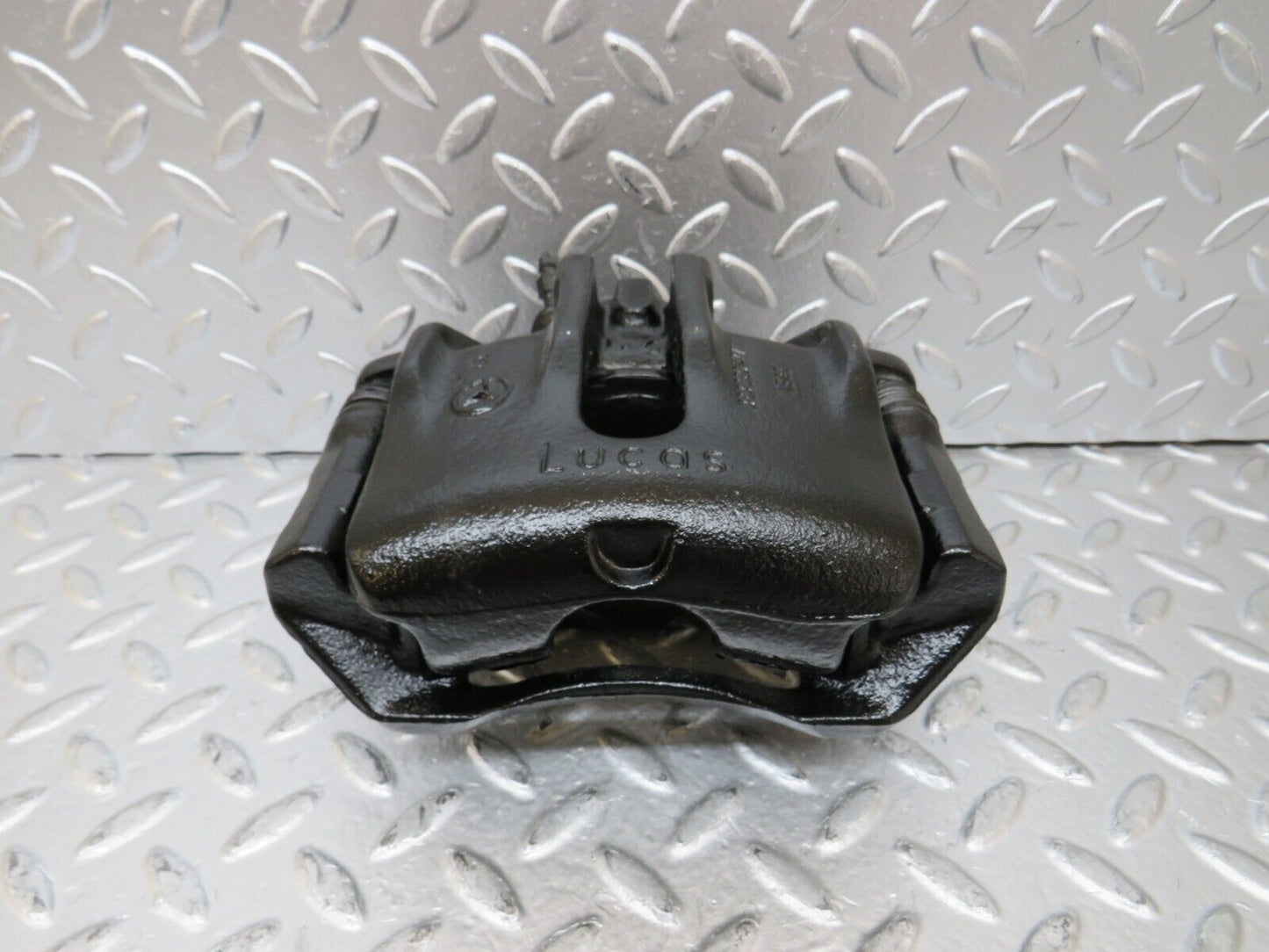 25980 Mercedes-Benz W124 280E Front Left Brake Caliper 32322047/7
