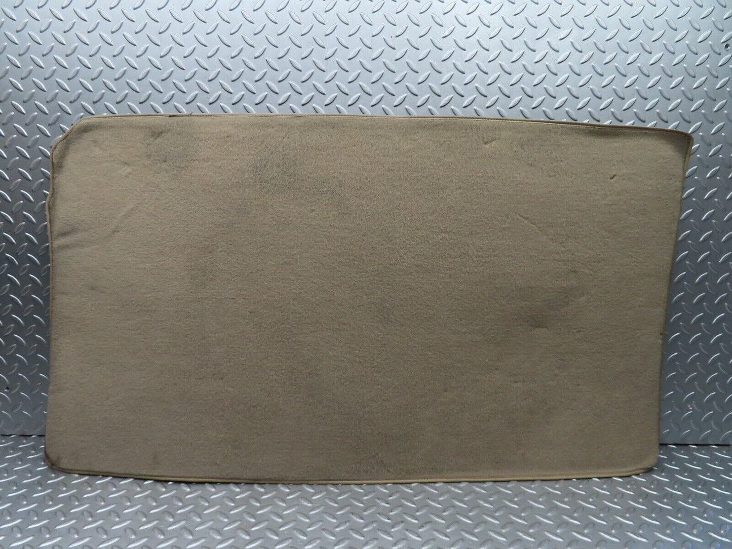20186 Mercedes-Benz R129 300SL Coupe Trunk Boot Floor Carpet Cream