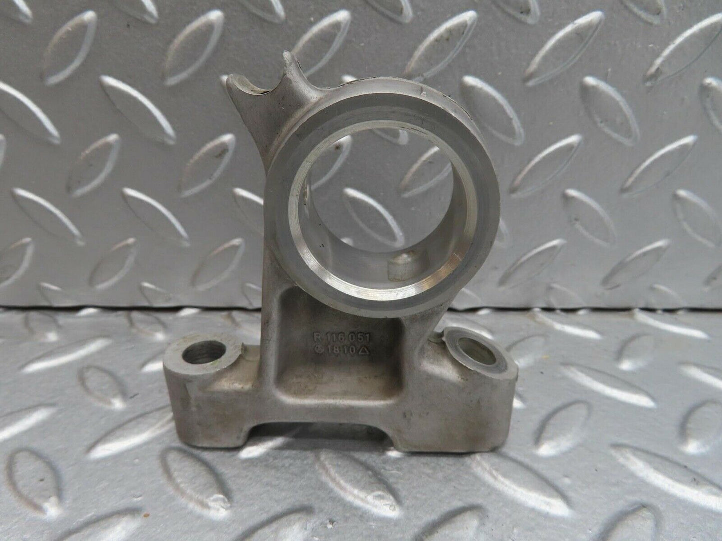 13728 Mercedes-Benz R107 450SL Camshaft Tower Bearing 1160511810