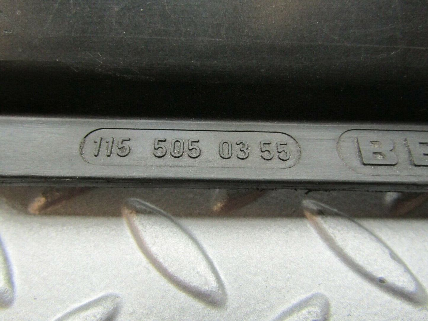 3288 Mercedes-Benz W115 220D Radiator Fan Shroud Fan Cover 1155050355