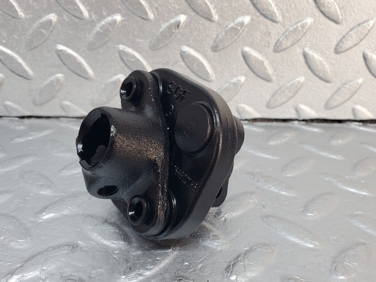 45945 Mercedes-Benz W126 420SE Steering Column Lower Shaft Connector