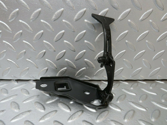 24338 Mercedes-Benz S124 220TE Wagon Bonnet Release Latch 1248800360