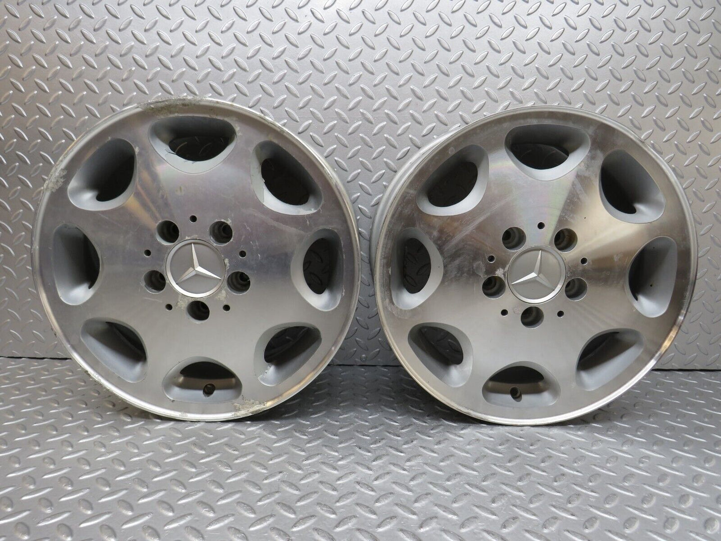35882 Mercedes-Benz Alloy Wheel Set 7Jx15 H2 ET41 1244011902