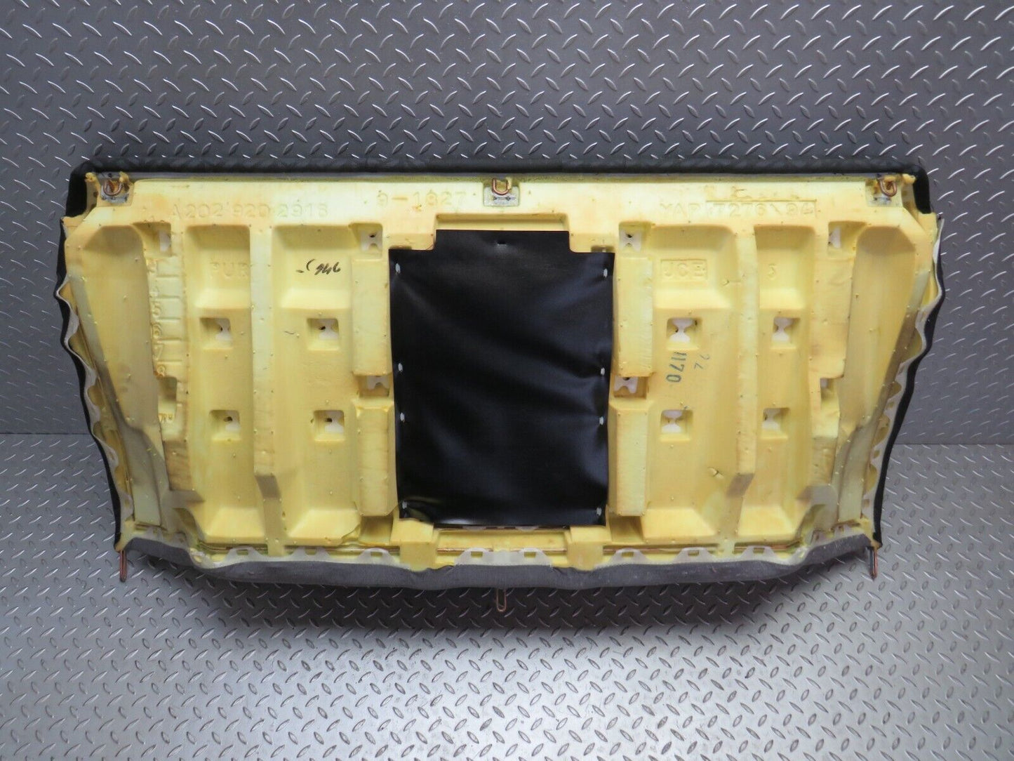 33340 Mercedes-Benz W202 C180 Rear Seat 2029200550 2029202916