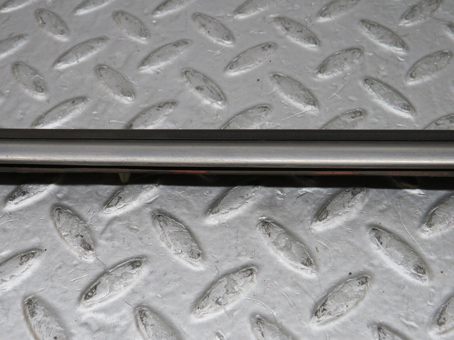 35776 Mercedes-Benz W108 Rear Left Door Centre Moulding Trim