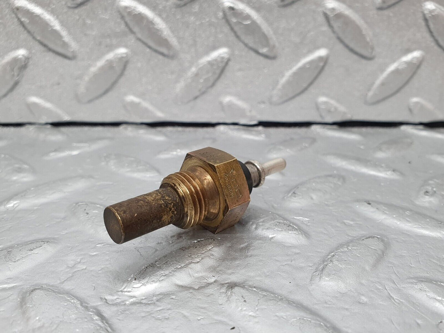 44085 Mercedes-Benz C123 230CE Coupe Coolant Temperature Sensor VDO 0055421017