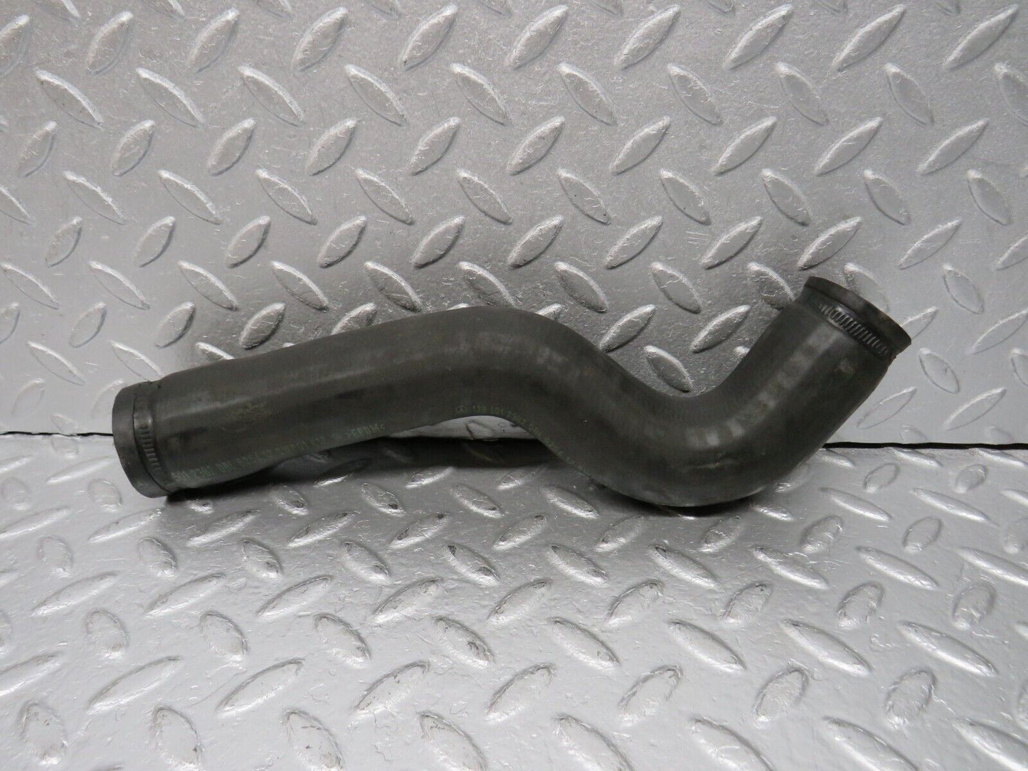 39589 Mercedes-Benz R129 320SL Coupe Radiator Upper Hose Pipe 1295012382