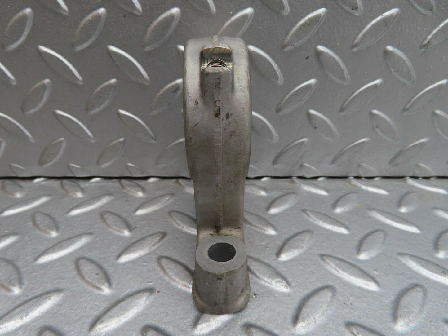 13732 Mercedes-Benz R107 450SL Camshaft Tower Bearing 1160512712