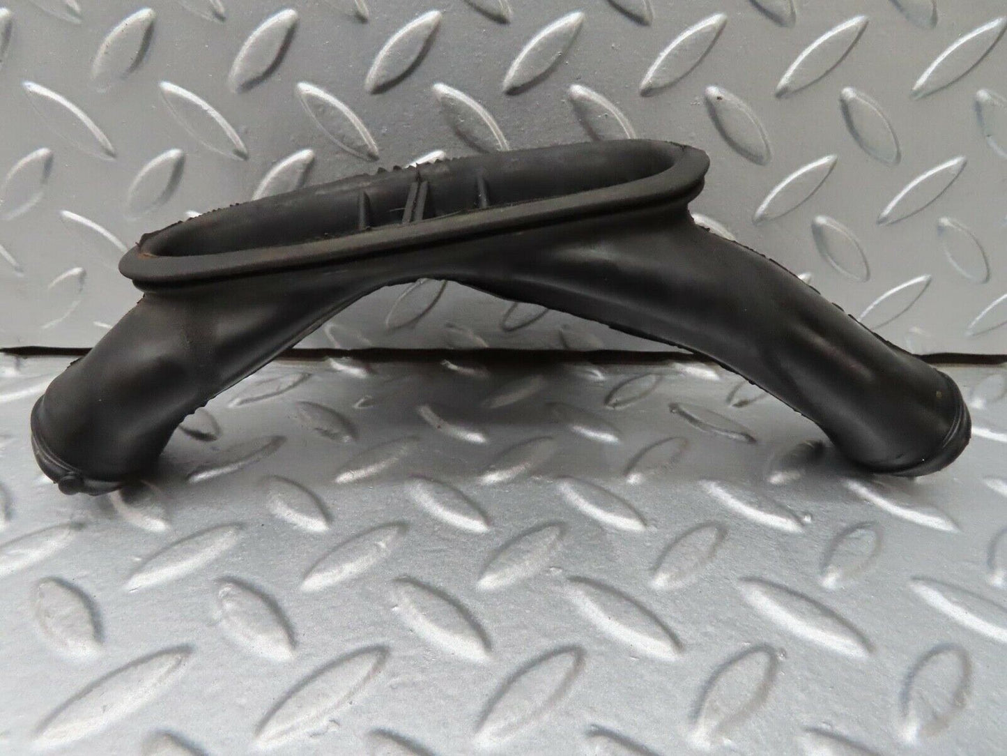 16496 Mercedes-Benz W124 260E Heater Water Drain 1248320025